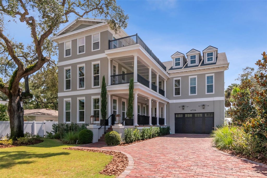 Photo of 4706 W San Jose Street, Tampa, FL 33629 (MLS # TB8552828)