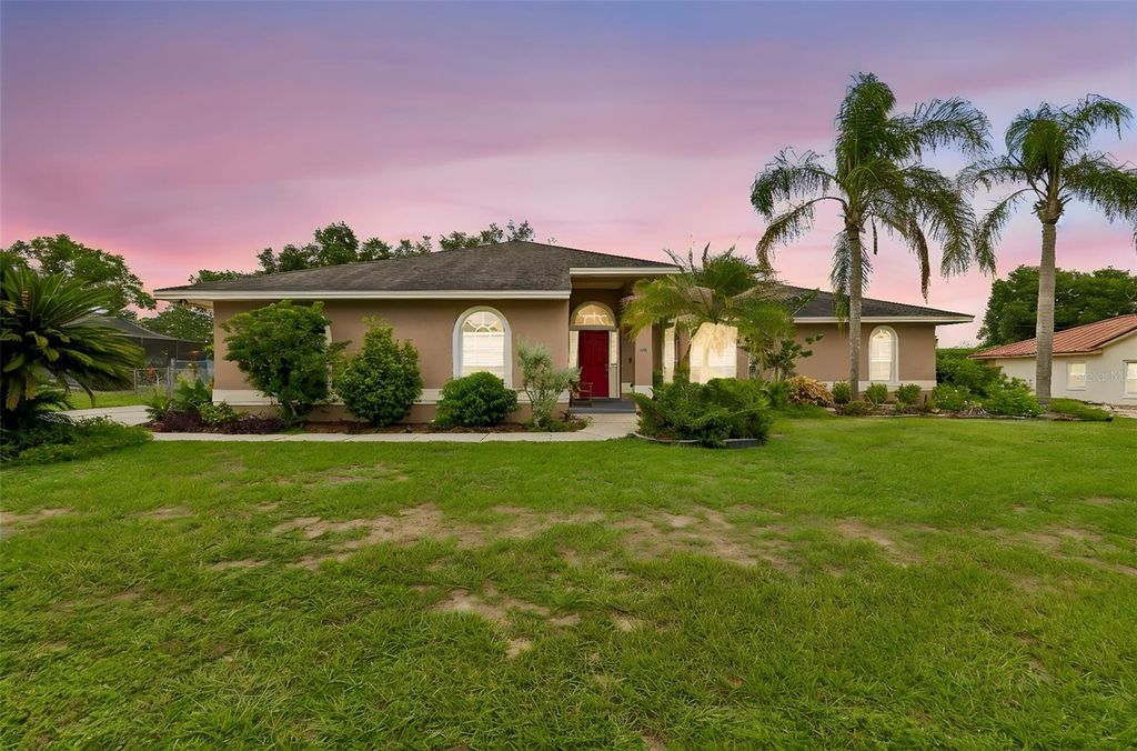 Photo of 2434 Summitview Drive, Lakeland, FL 33812 (MLS # TB8520801)