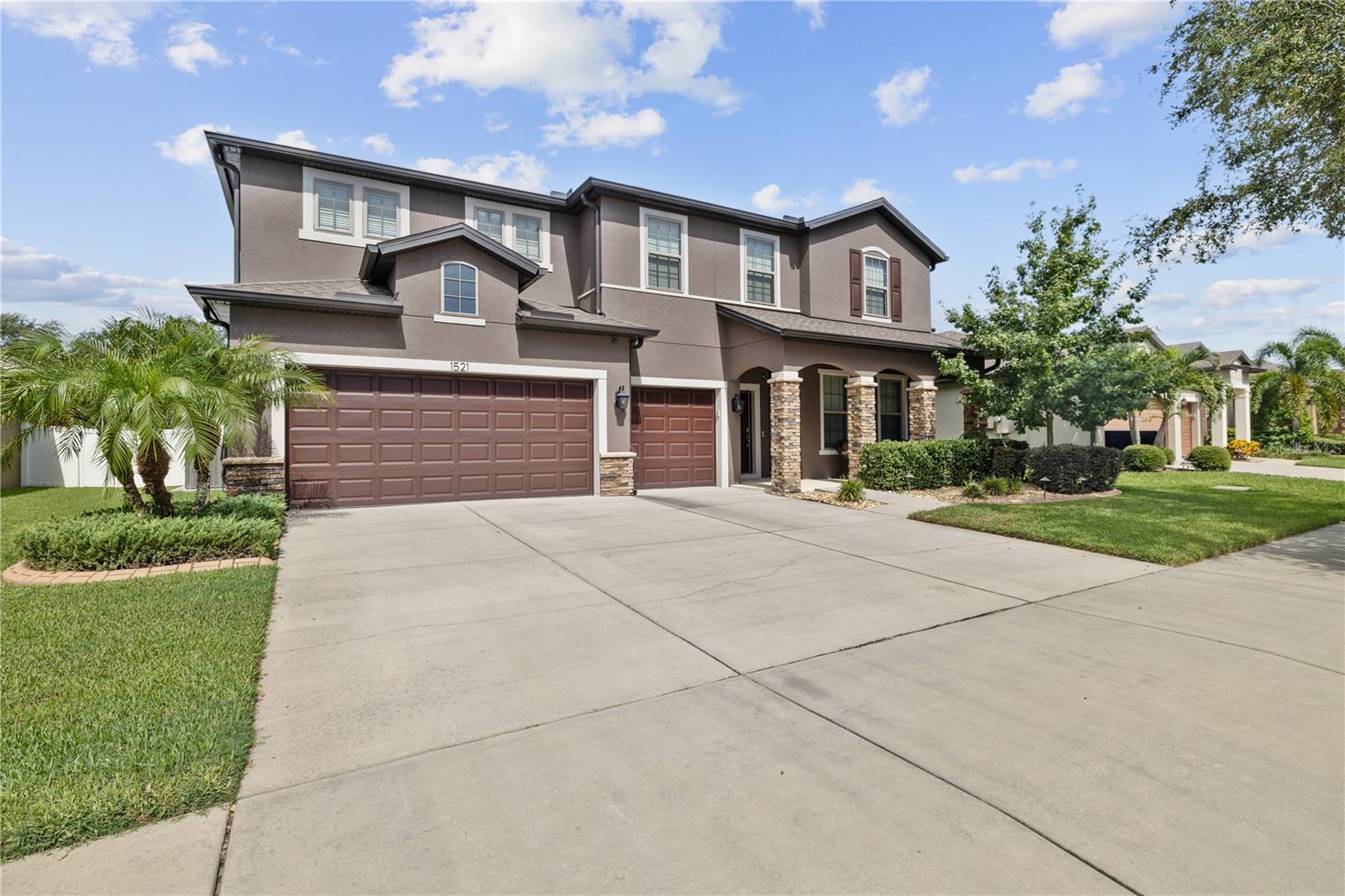 1521 BANNER ELK STREET
