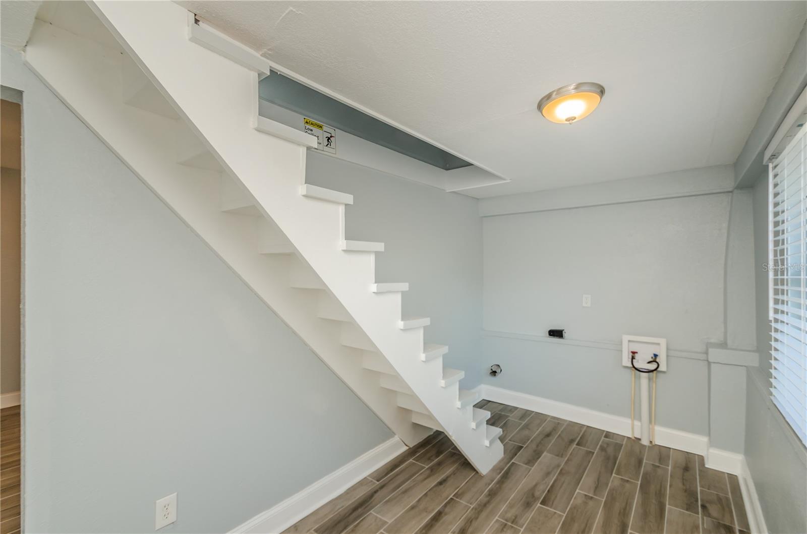 ST PETERSBURG INVESTMENT CO SUB - Residential Lease