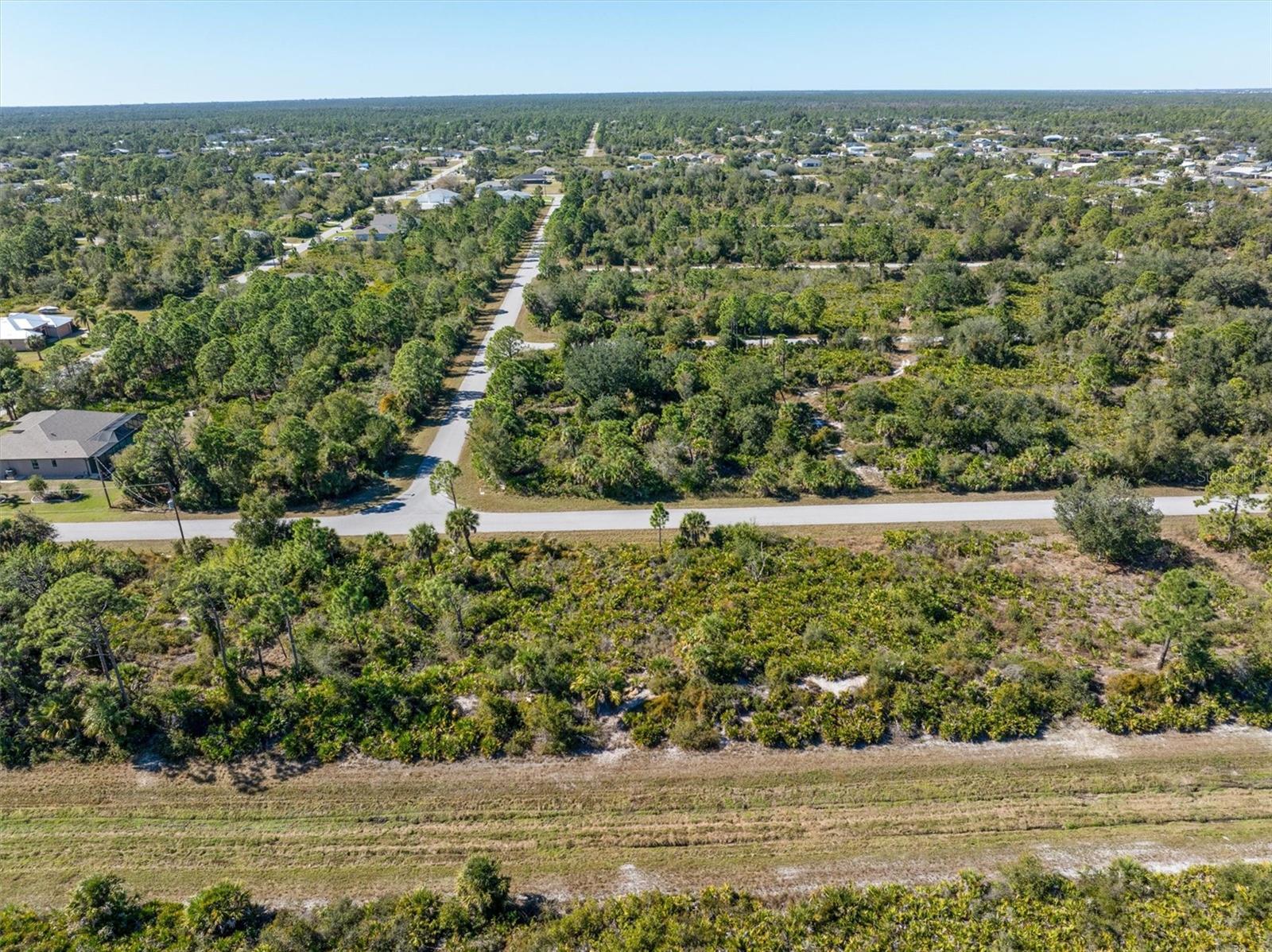 PORT CHARLOTTE SEC 060 - Land