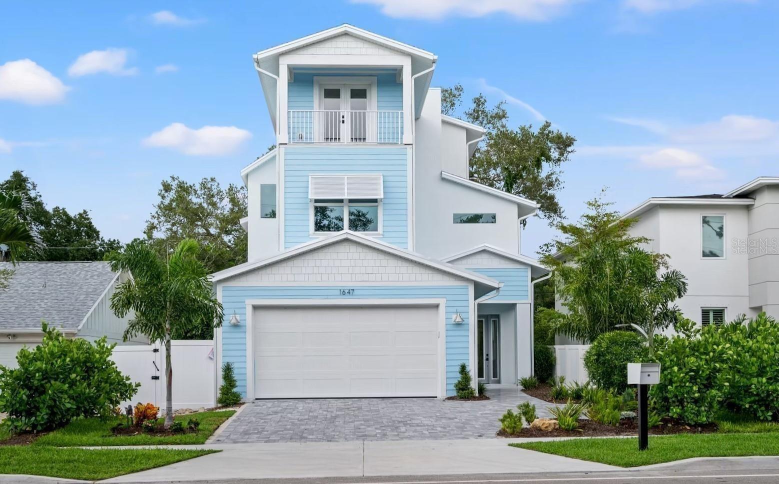 1647 SIESTA DRIVE
