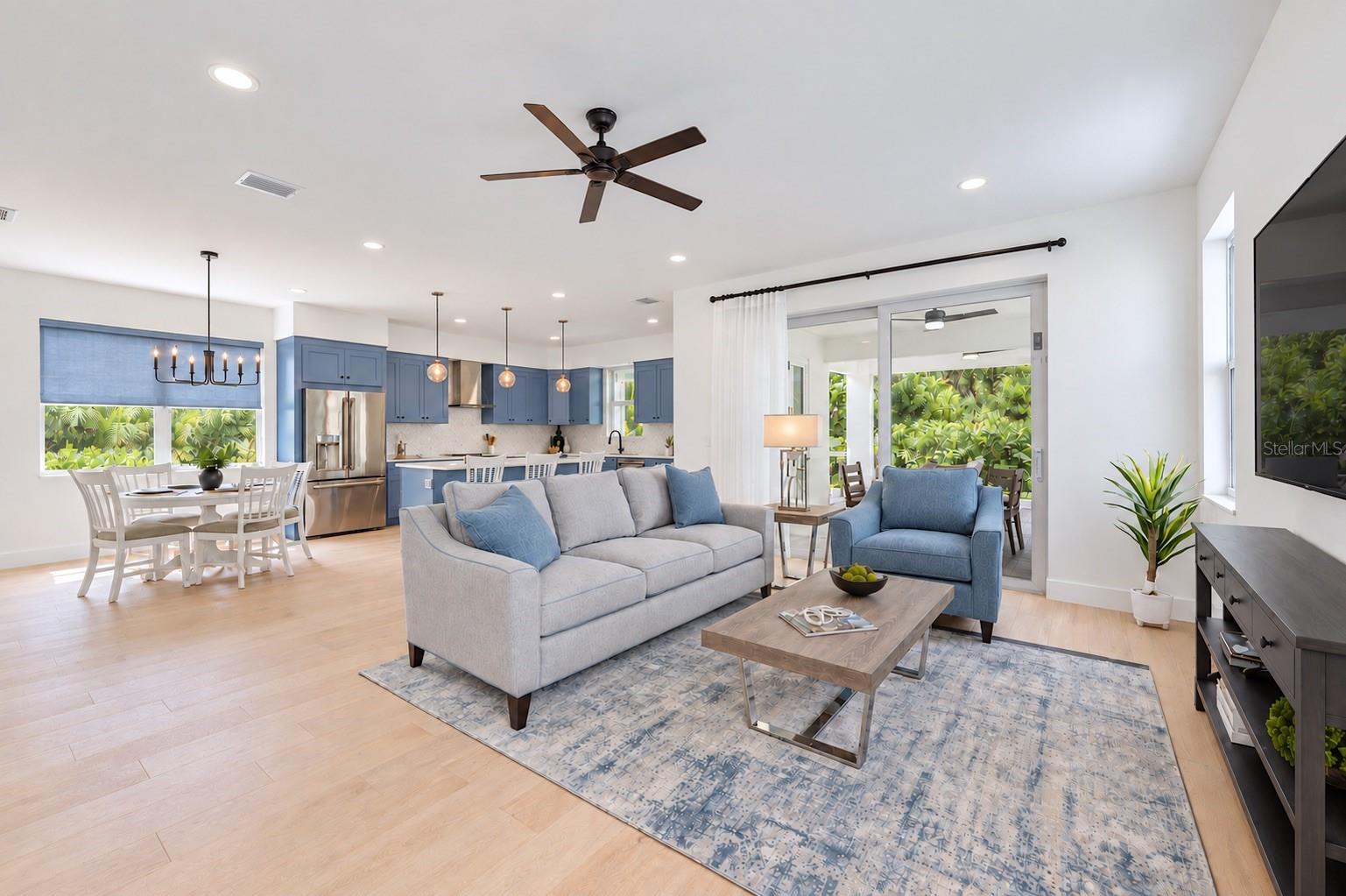 1647 SIESTA DRIVE