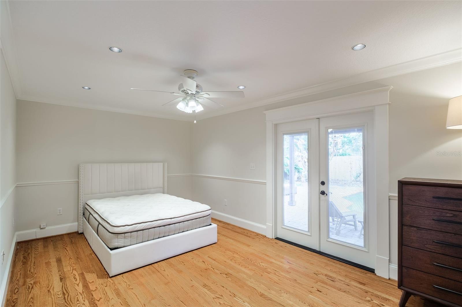 EDGEWATER TERRACE - Residential