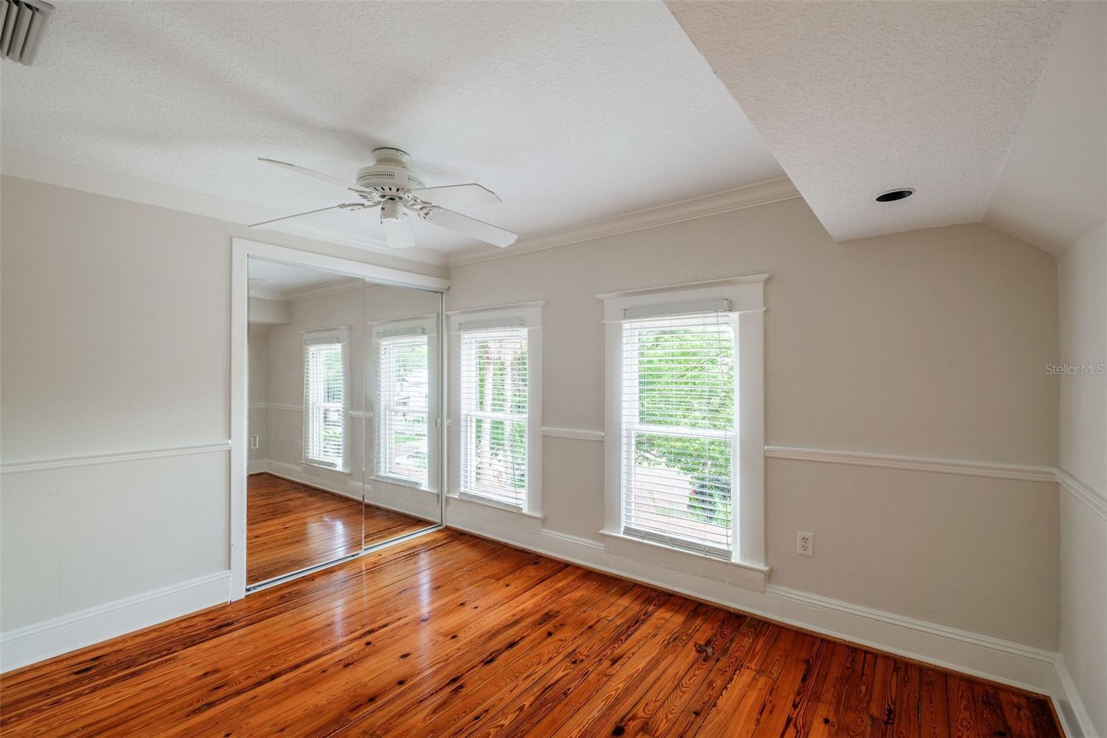 EDGEWATER TERRACE - Residential