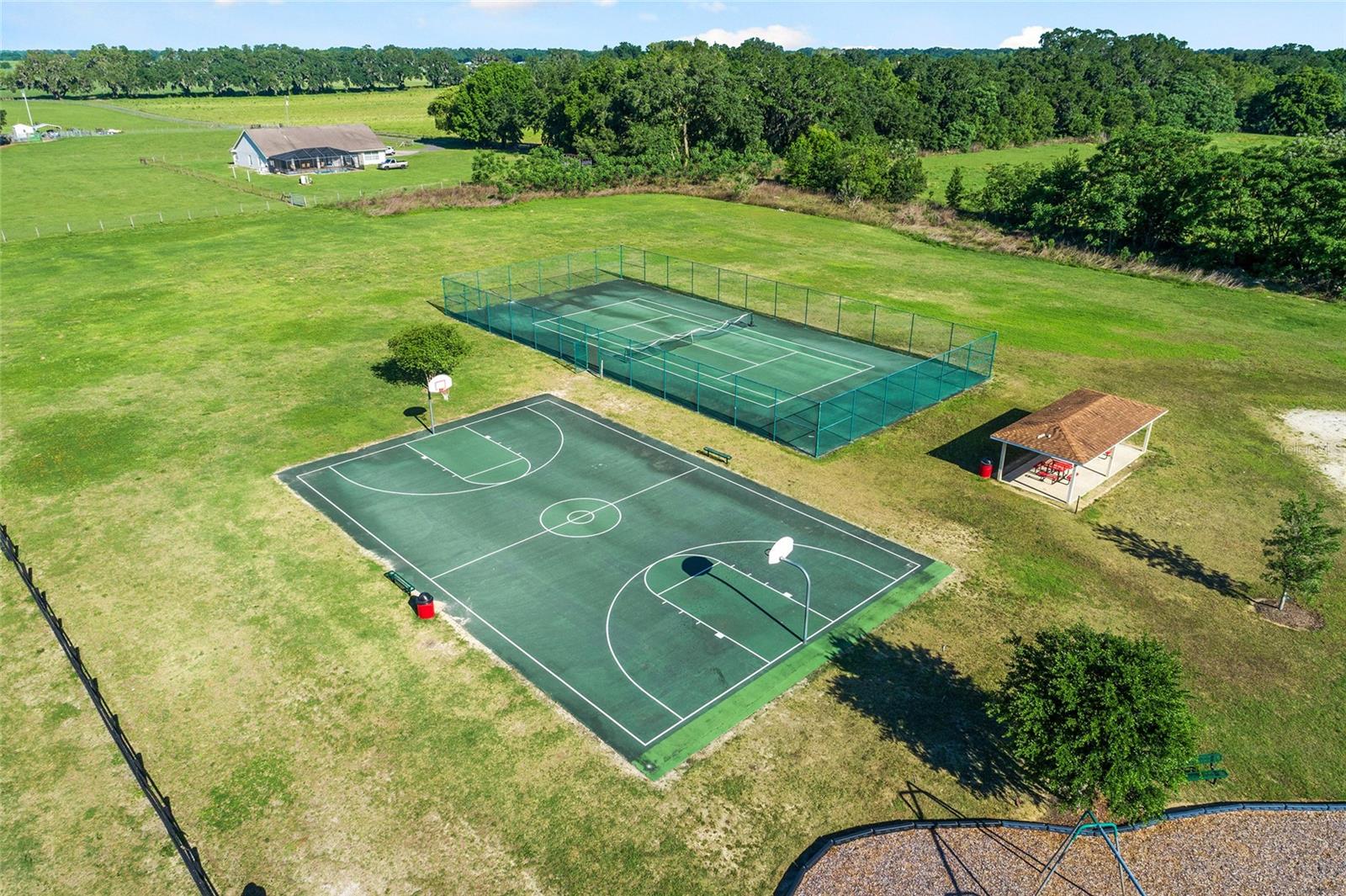 VILLAGES OF PARKWOOD - Residential