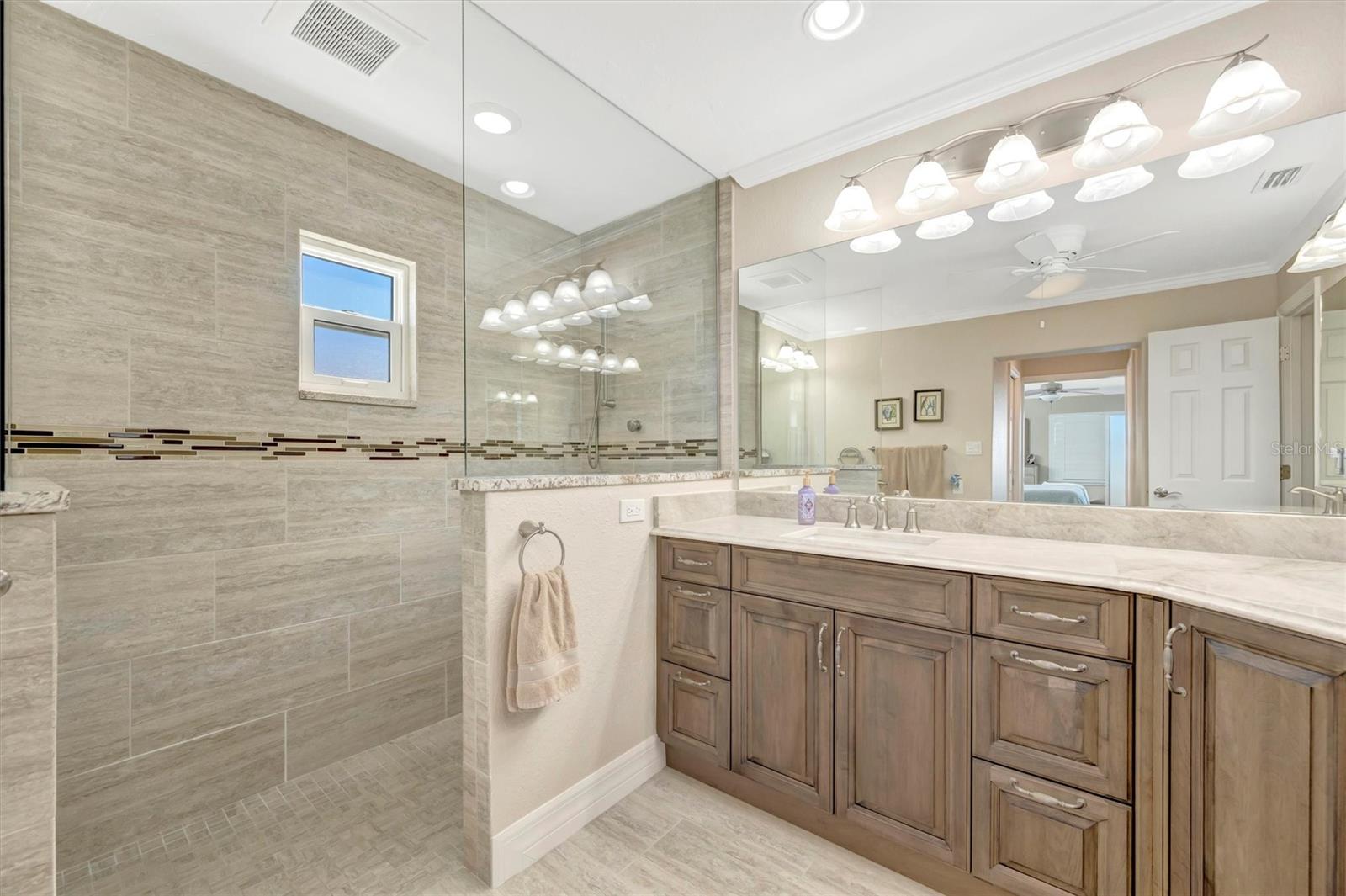 PALMETTO SKYWAY REP / BAY COLONY - Residential