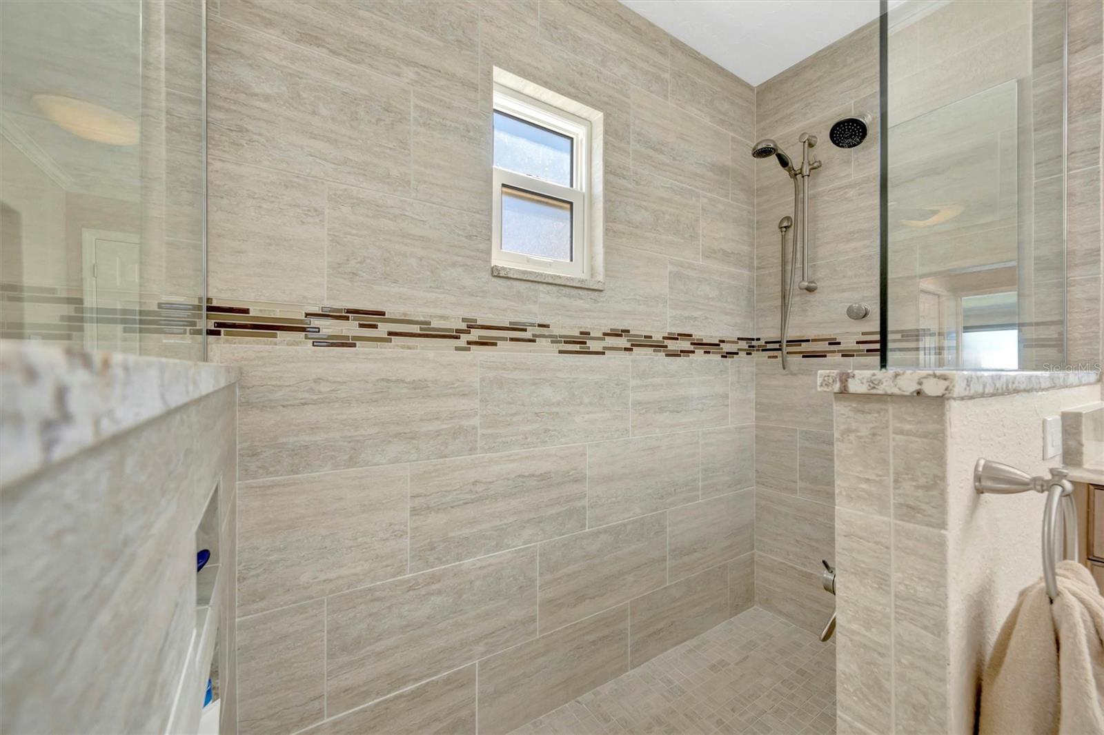 PALMETTO SKYWAY REP / BAY COLONY - Residential