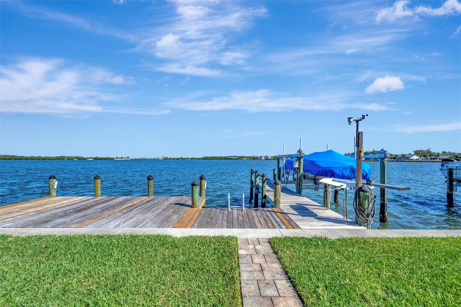 PALMETTO SKYWAY REP / BAY COLONY - Residential