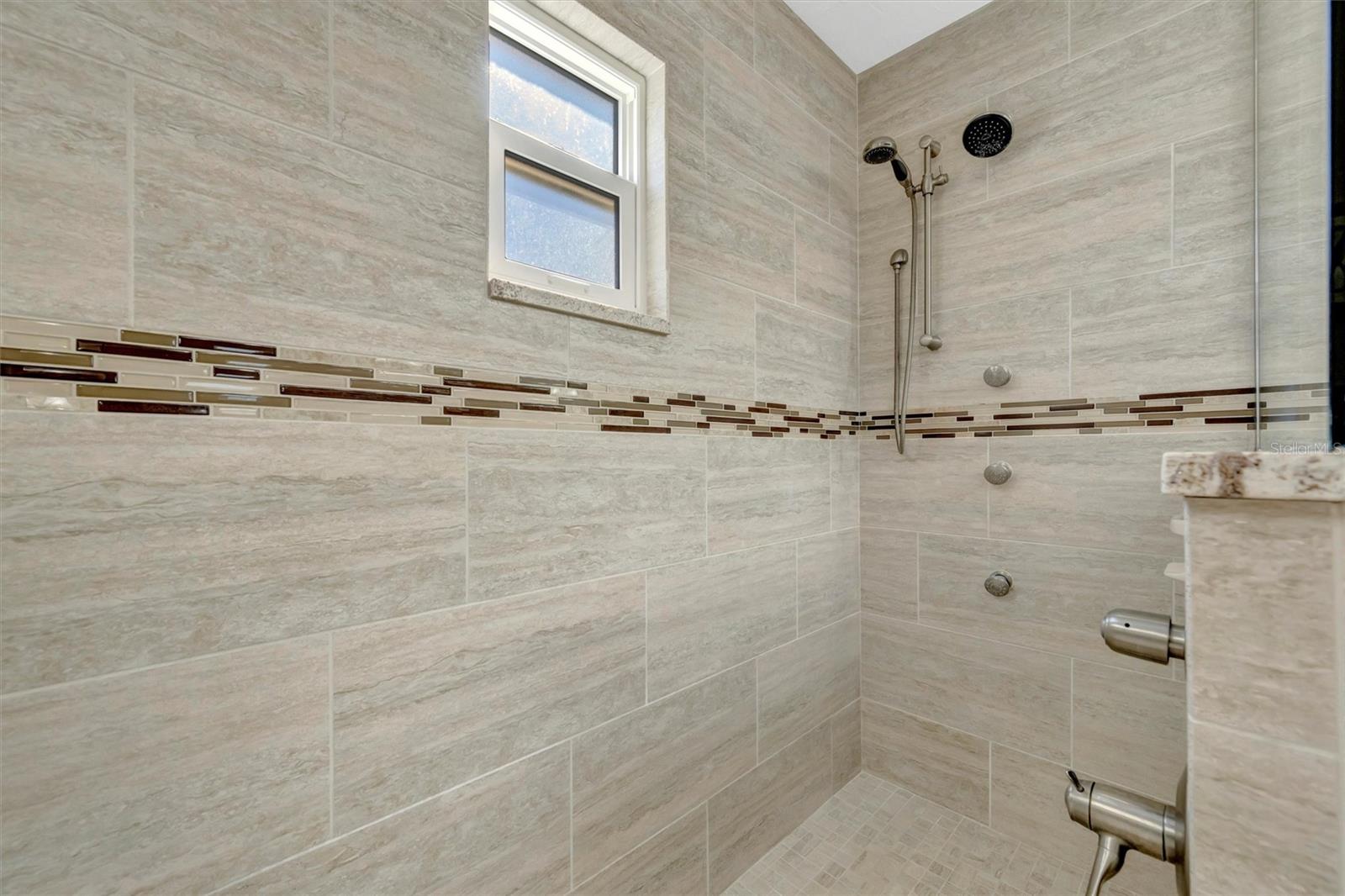 PALMETTO SKYWAY REP / BAY COLONY - Residential