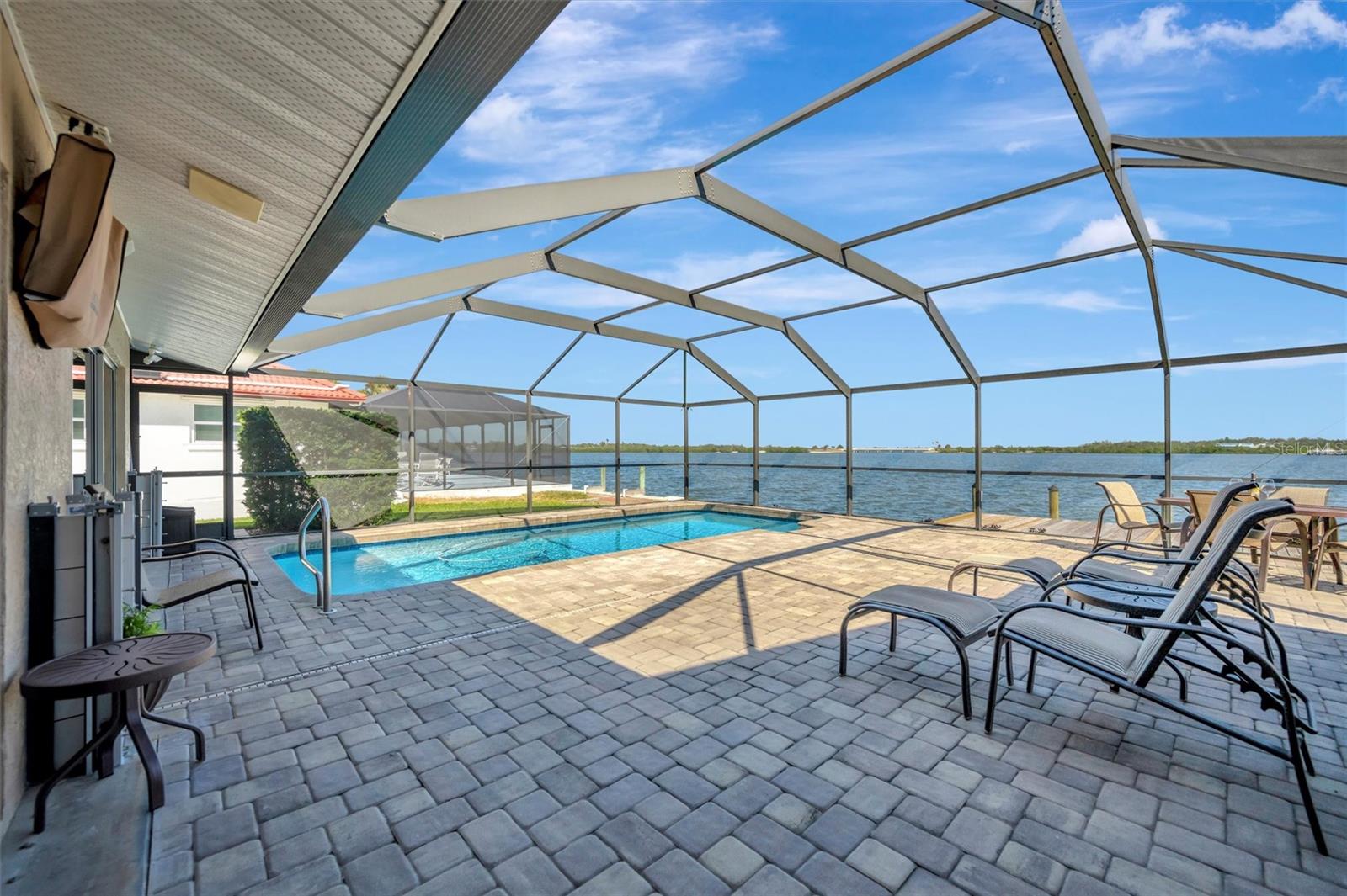 PALMETTO SKYWAY REP / BAY COLONY - Residential