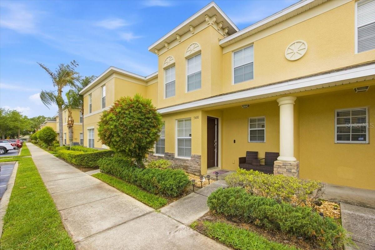 COBBLESTONE LANDING TWNHMS CONDO - Residential