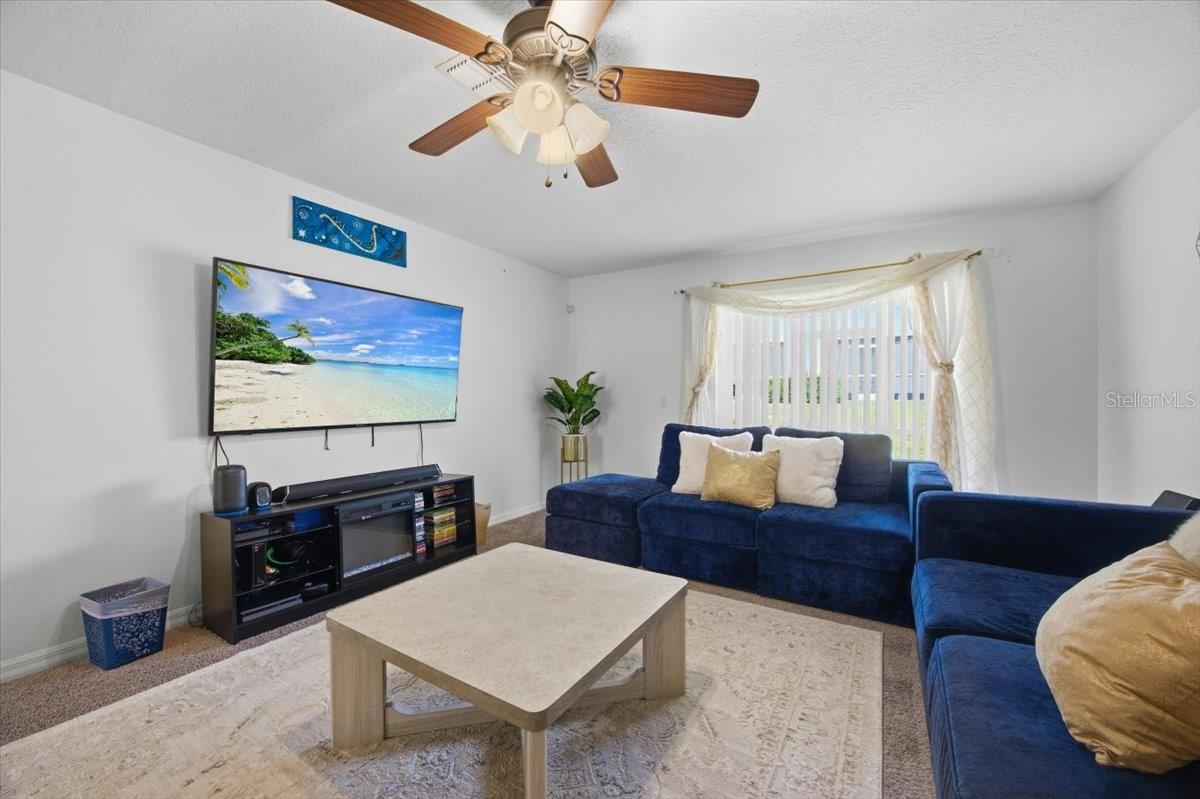 COBBLESTONE LANDING TWNHMS CONDO - Residential