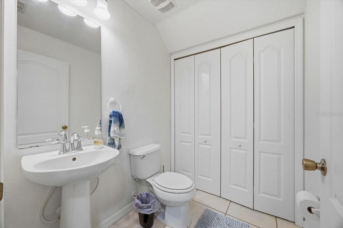 COBBLESTONE LANDING TWNHMS CONDO - Residential