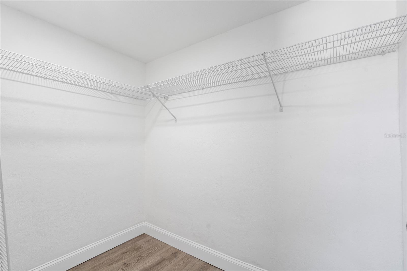 REGENCY PARK - Residential