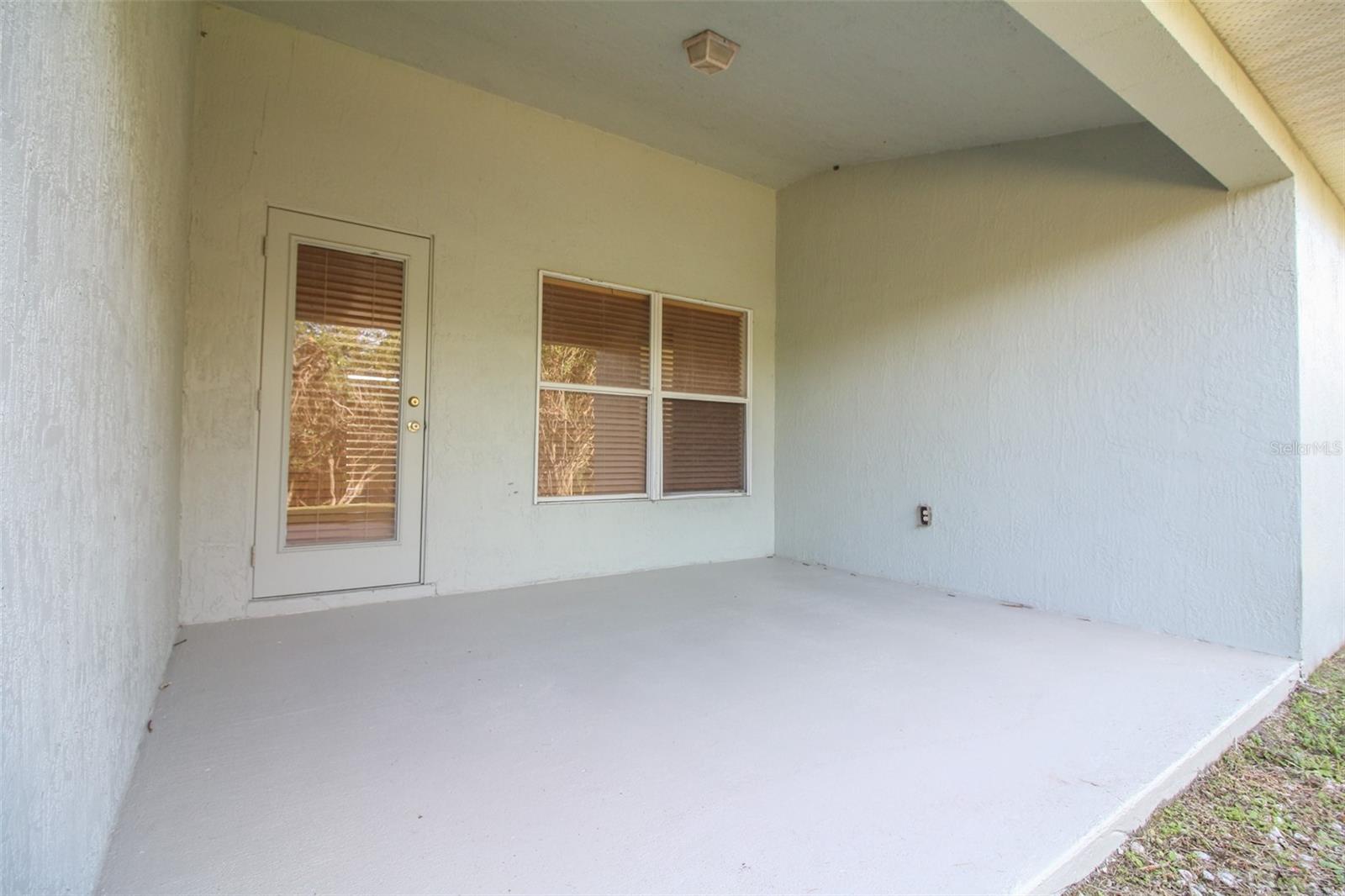 TURTLE ROCK - Residential Lease