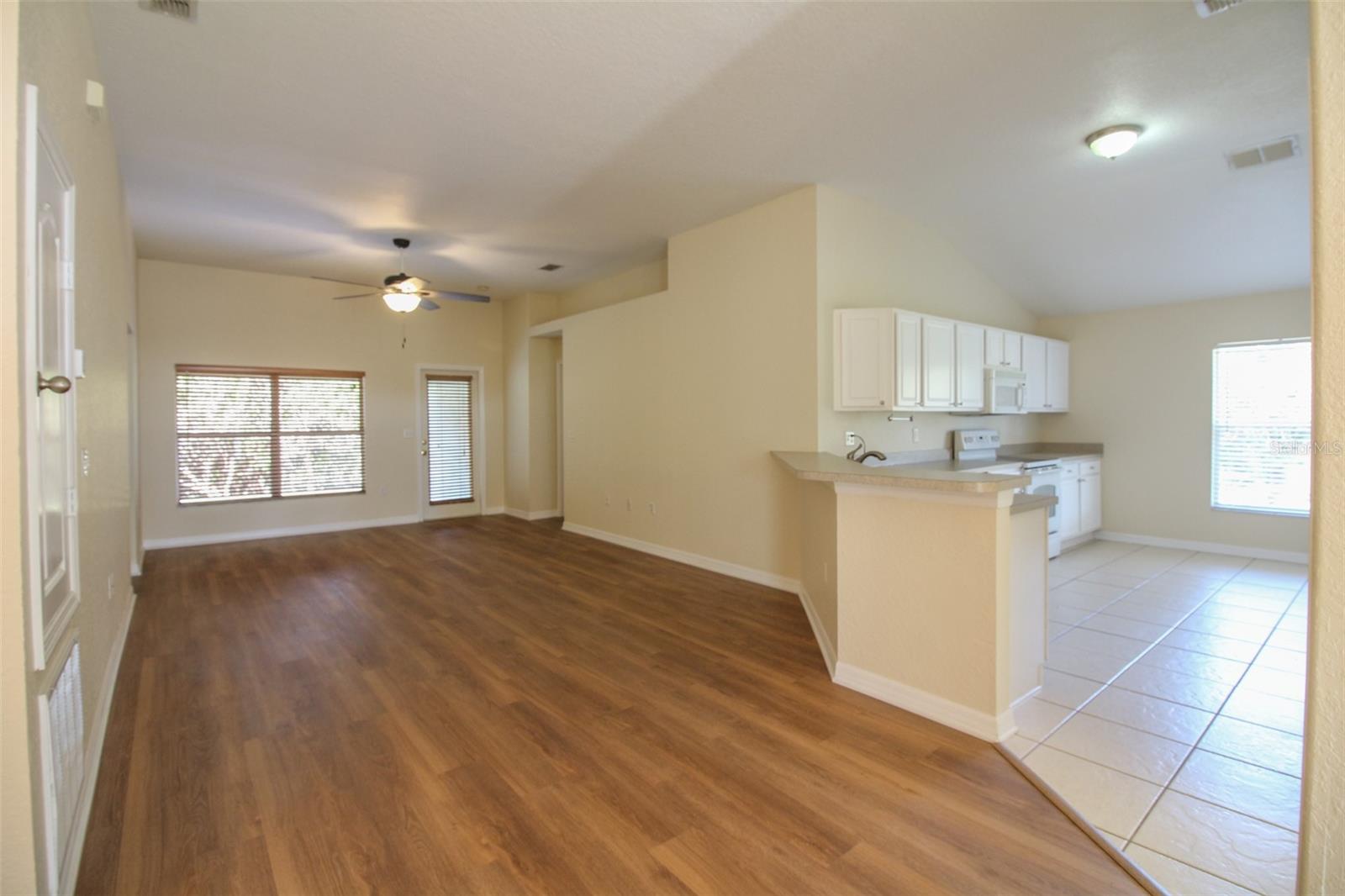 TURTLE ROCK - Residential Lease