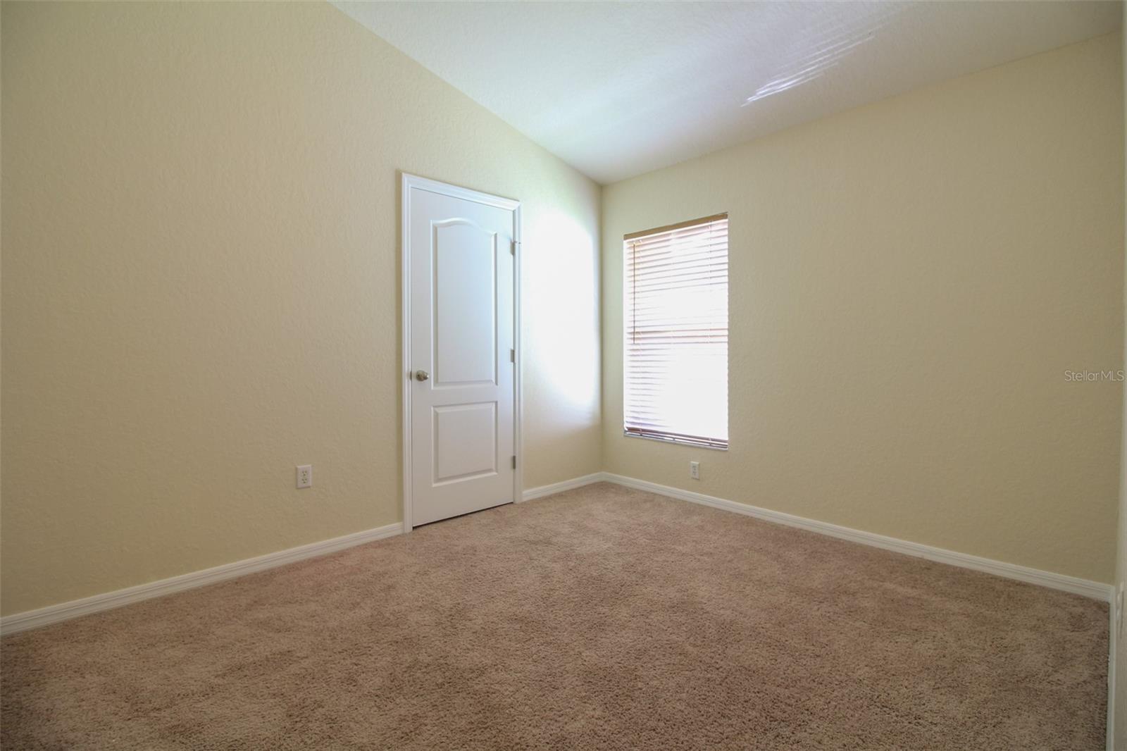 TURTLE ROCK - Residential Lease