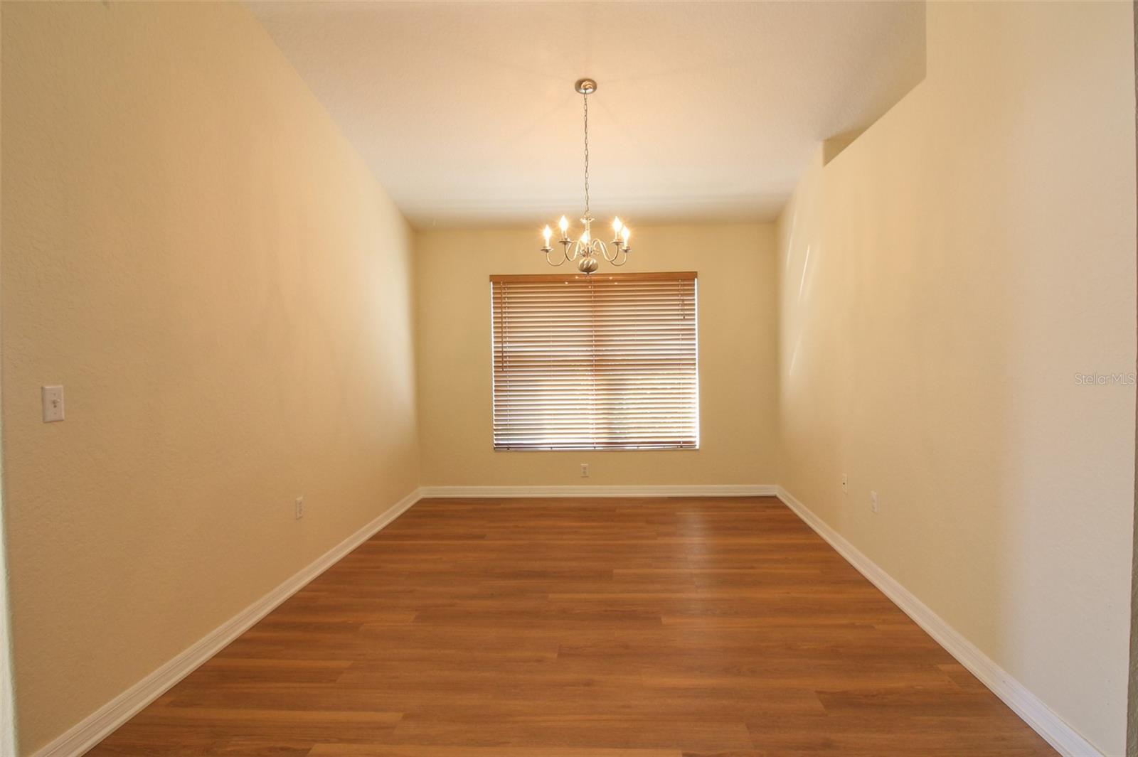 TURTLE ROCK - Residential Lease