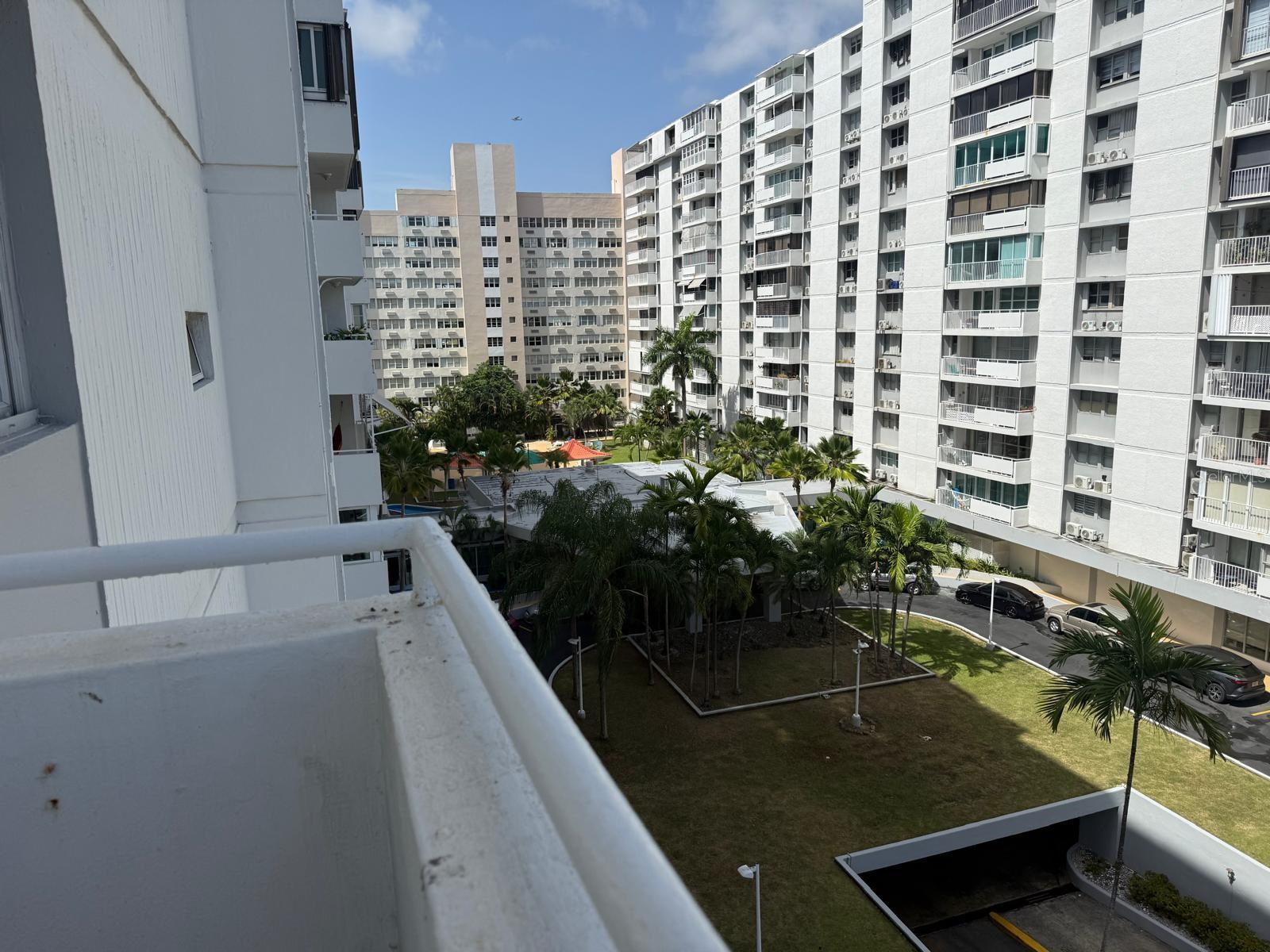 6400 ISLA VERDE AVENUE 5D