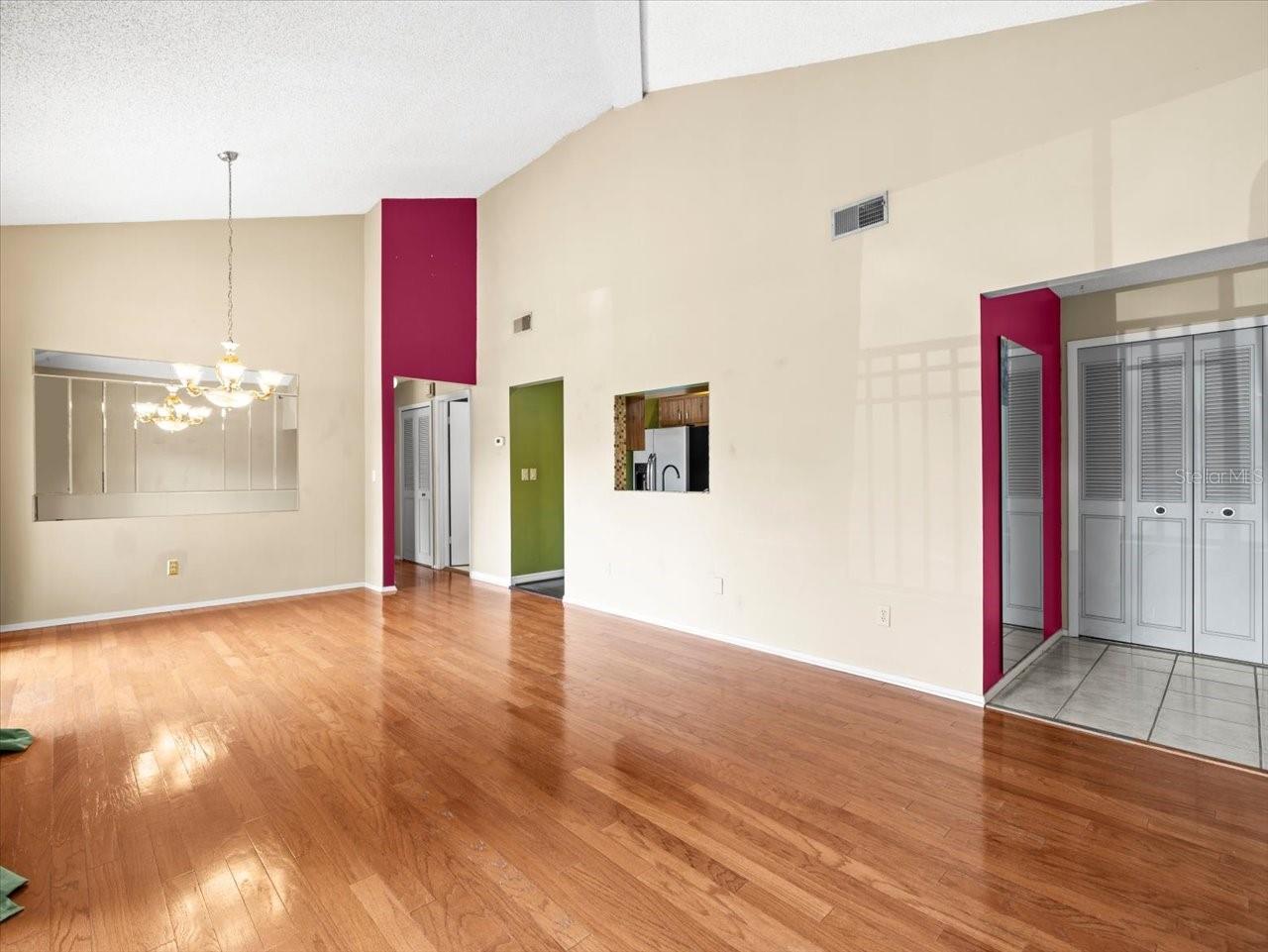 EASTWOOD SHORES 3 - Residential