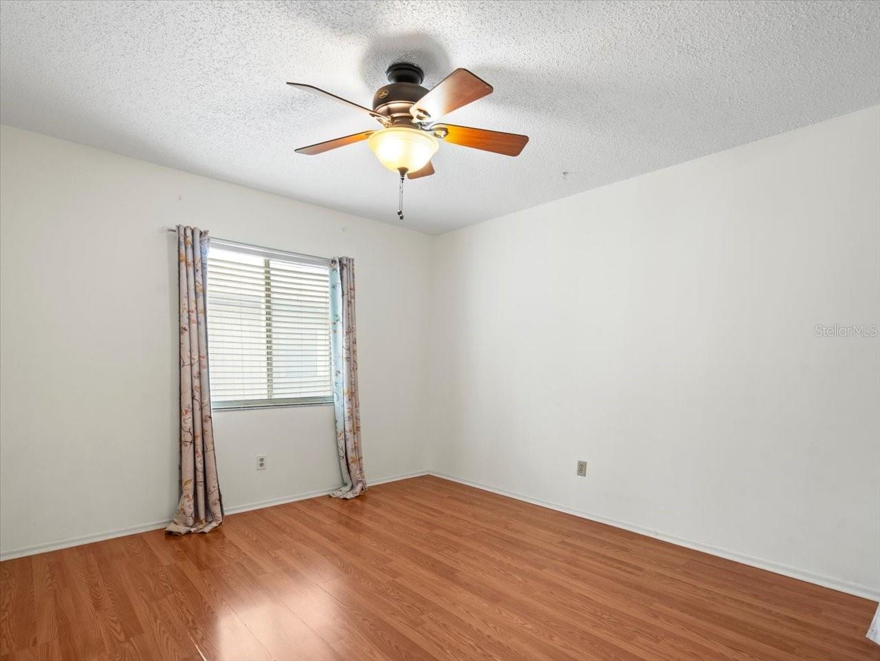 EASTWOOD SHORES 3 - Residential