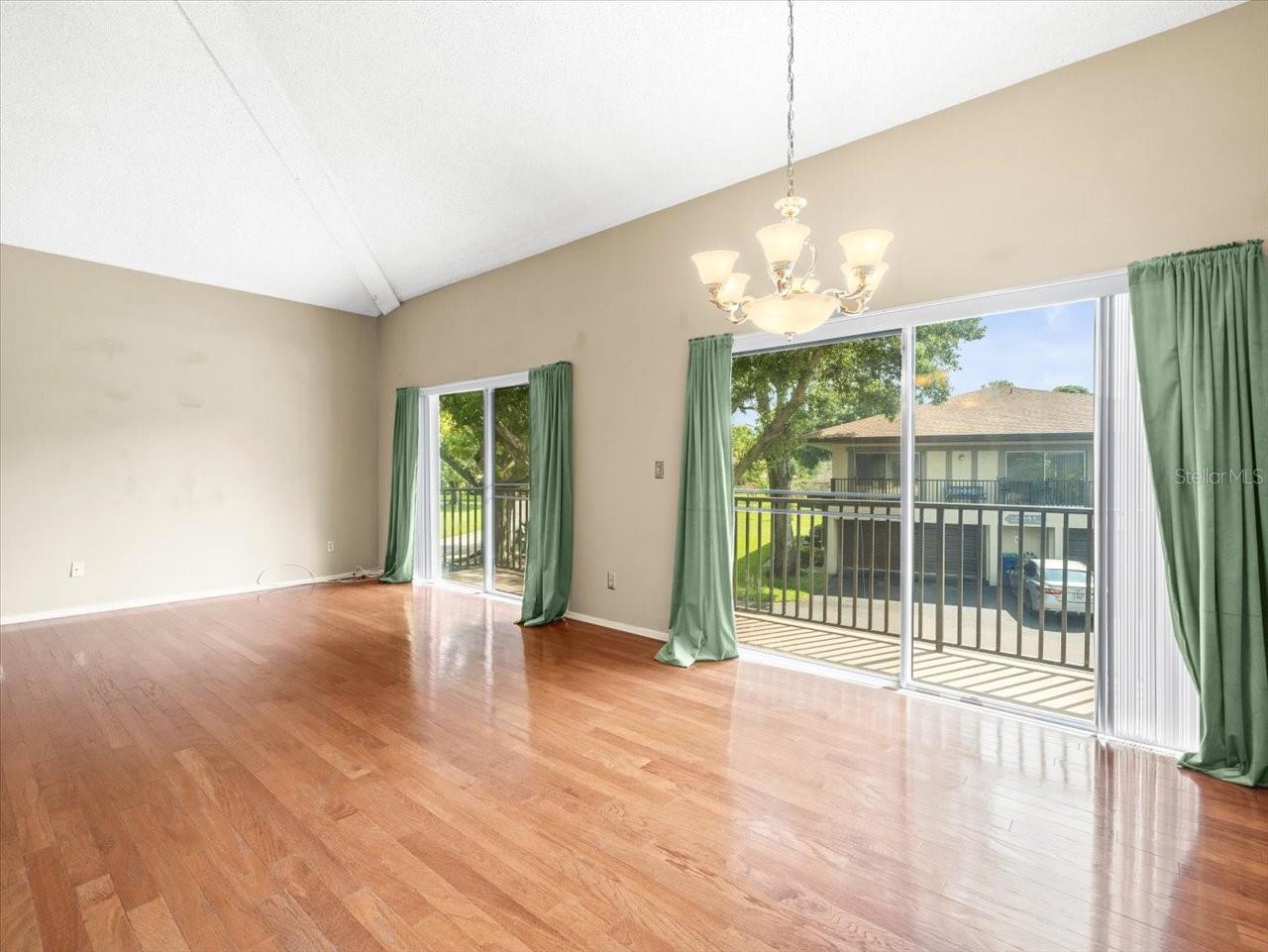 EASTWOOD SHORES 3 - Residential