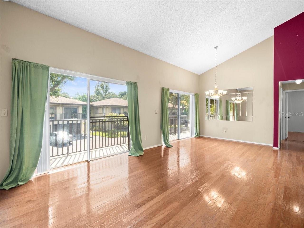 EASTWOOD SHORES 3 - Residential