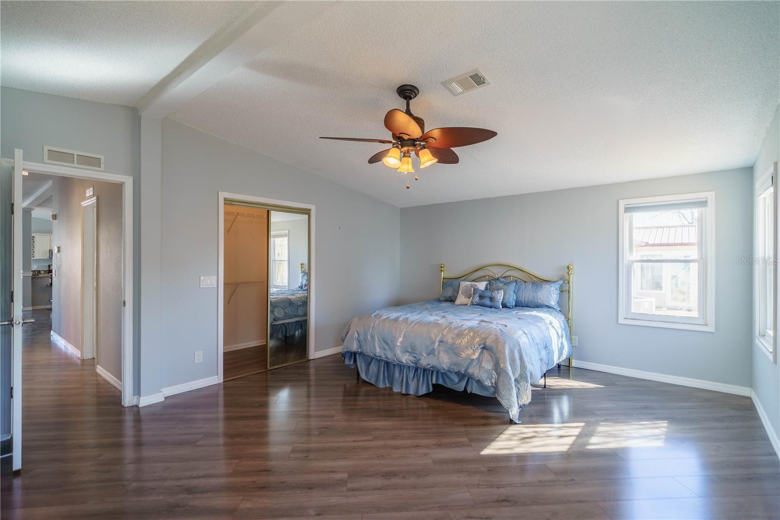 LADY LAKE ORANGE BLOSSOM GARDENS UNIT 15 - Residential