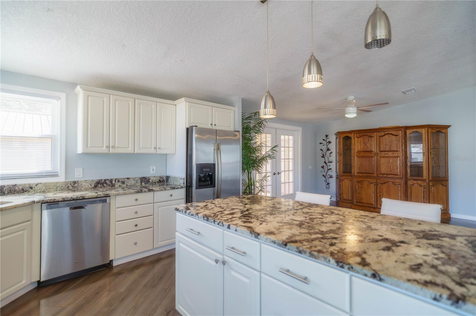 LADY LAKE ORANGE BLOSSOM GARDENS UNIT 15 - Residential