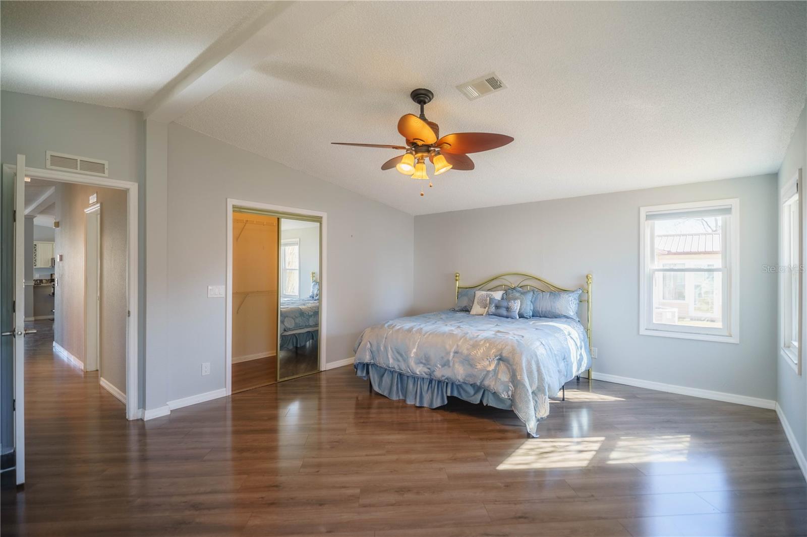 LADY LAKE ORANGE BLOSSOM GARDENS UNIT 15 - Residential