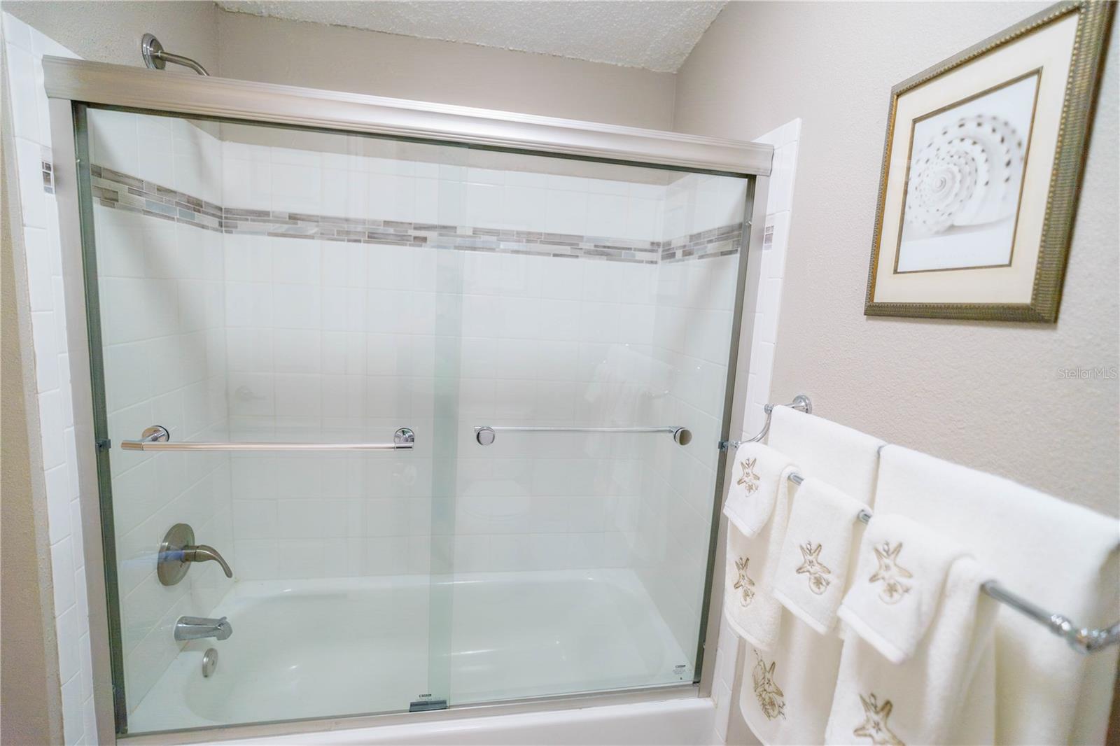 LADY LAKE ORANGE BLOSSOM GARDENS UNIT 15 - Residential