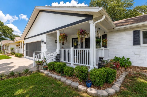Photo of 8876 SW 95th Ln #E, Ocala, FL 34481 (MLS # OM727401)
