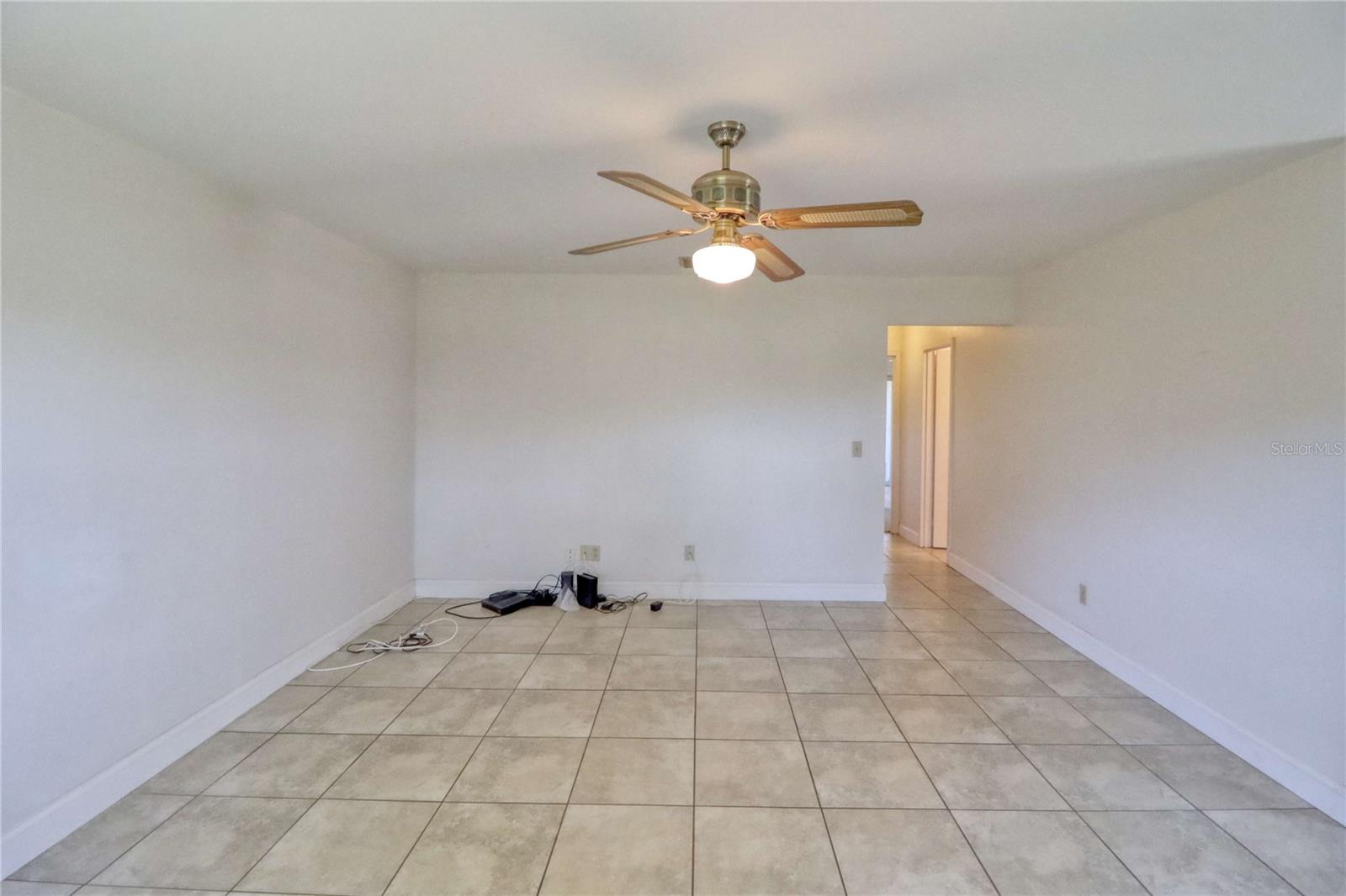 CAMBRIDGE C CONDO - Residential