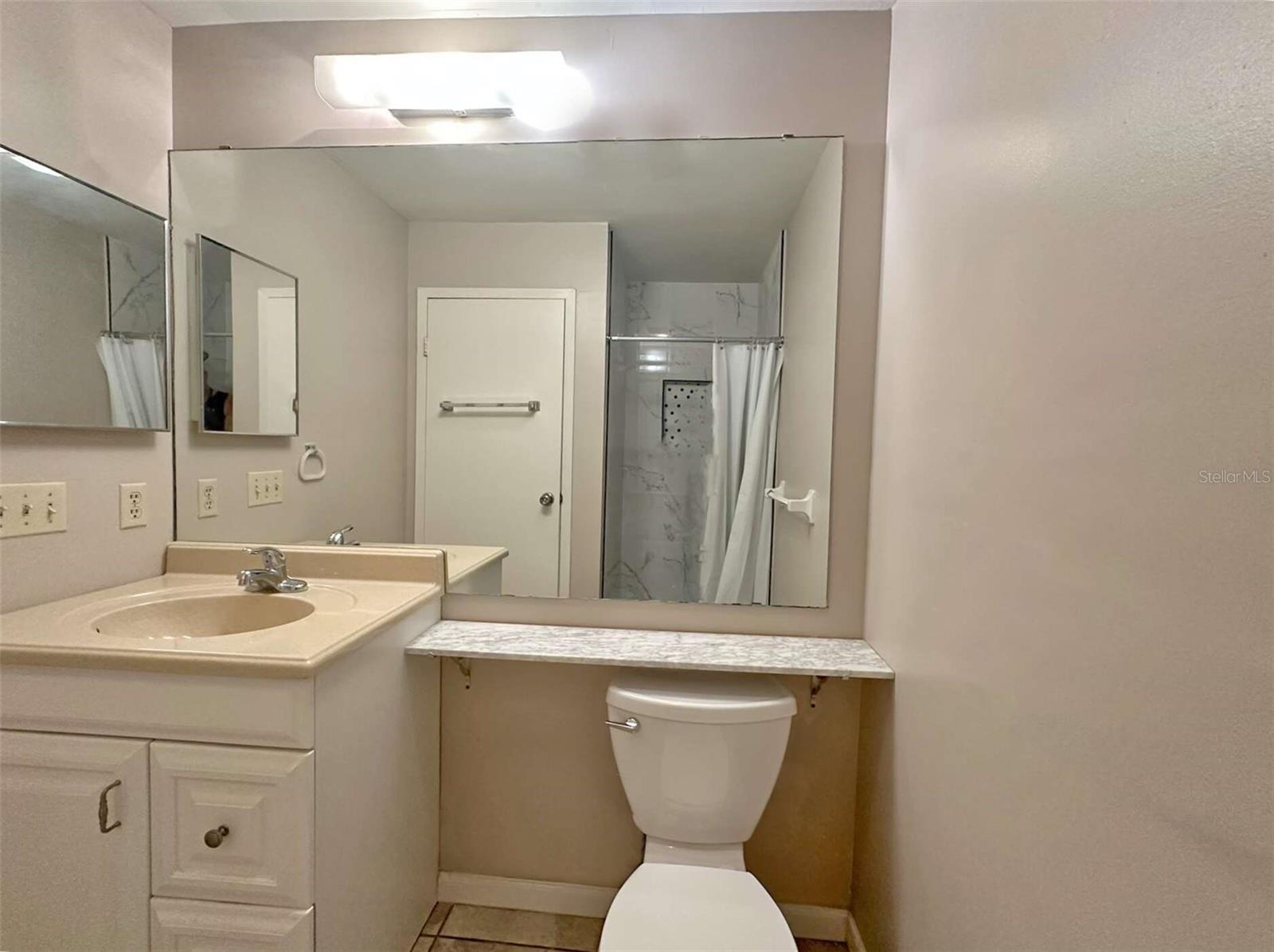 CAMBRIDGE C CONDO - Residential