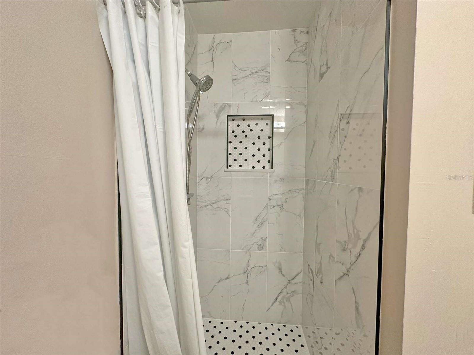 CAMBRIDGE C CONDO - Residential