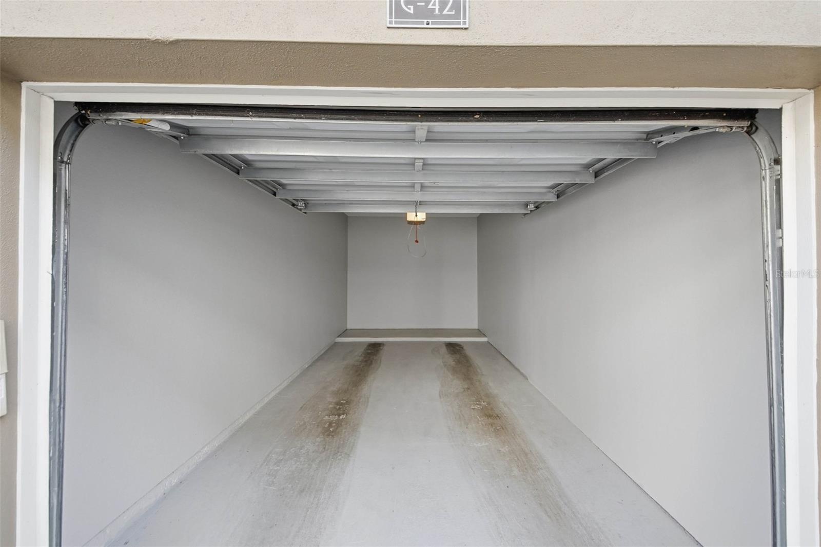 ARTISAN CLUB CONDO PH 4 - Residential