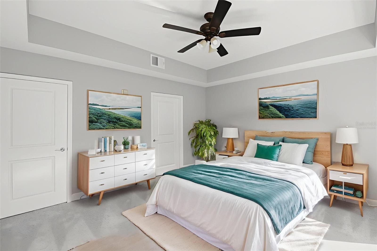 ARTISAN CLUB CONDO PH 4 - Residential