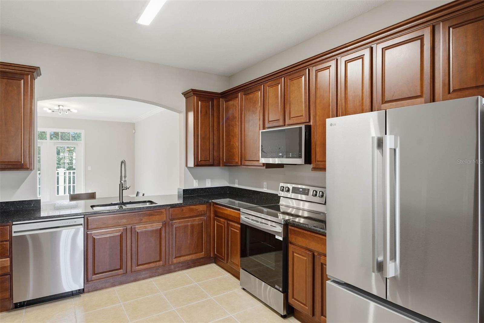 ARTISAN CLUB CONDO PH 4 - Residential