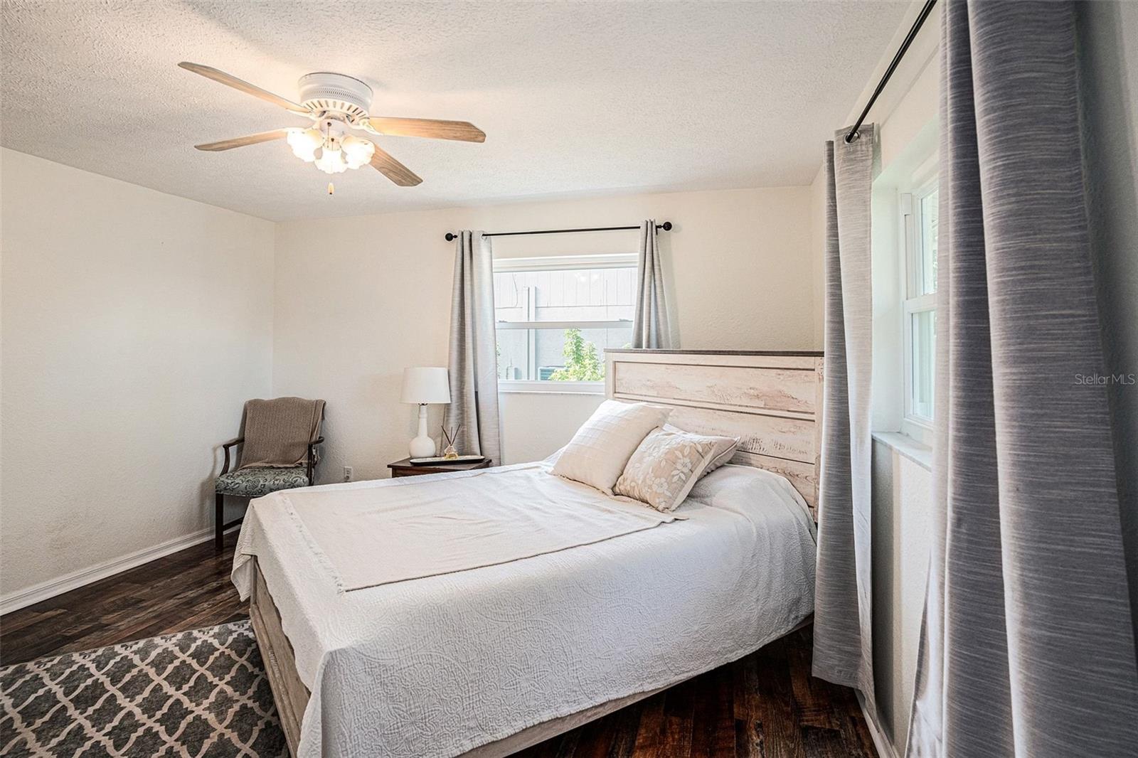 LAKESIDE WOODLANDS - Residential