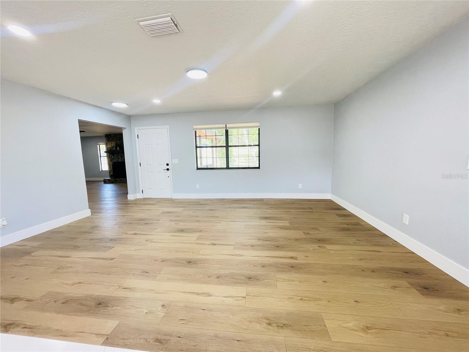 HAMPTON WOODS UNREC - Residential
