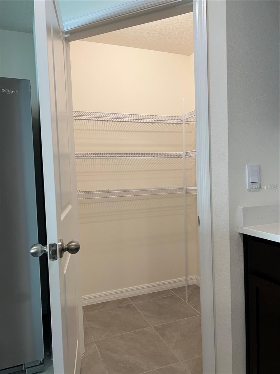 SUNSET HILLS - Residential Lease