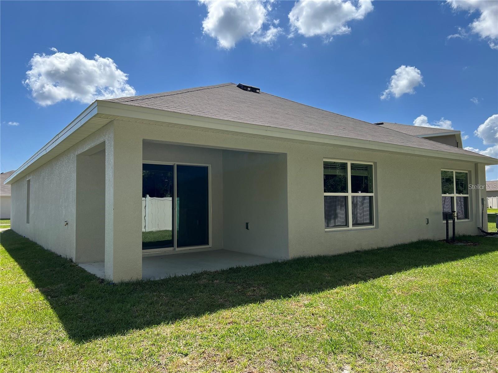 SUNSET HILLS - Residential Lease