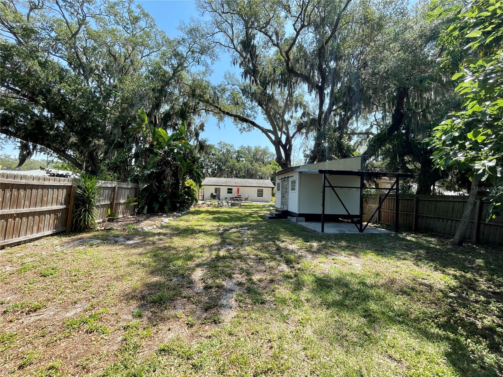 J T FLEMINGS - Residential Lease