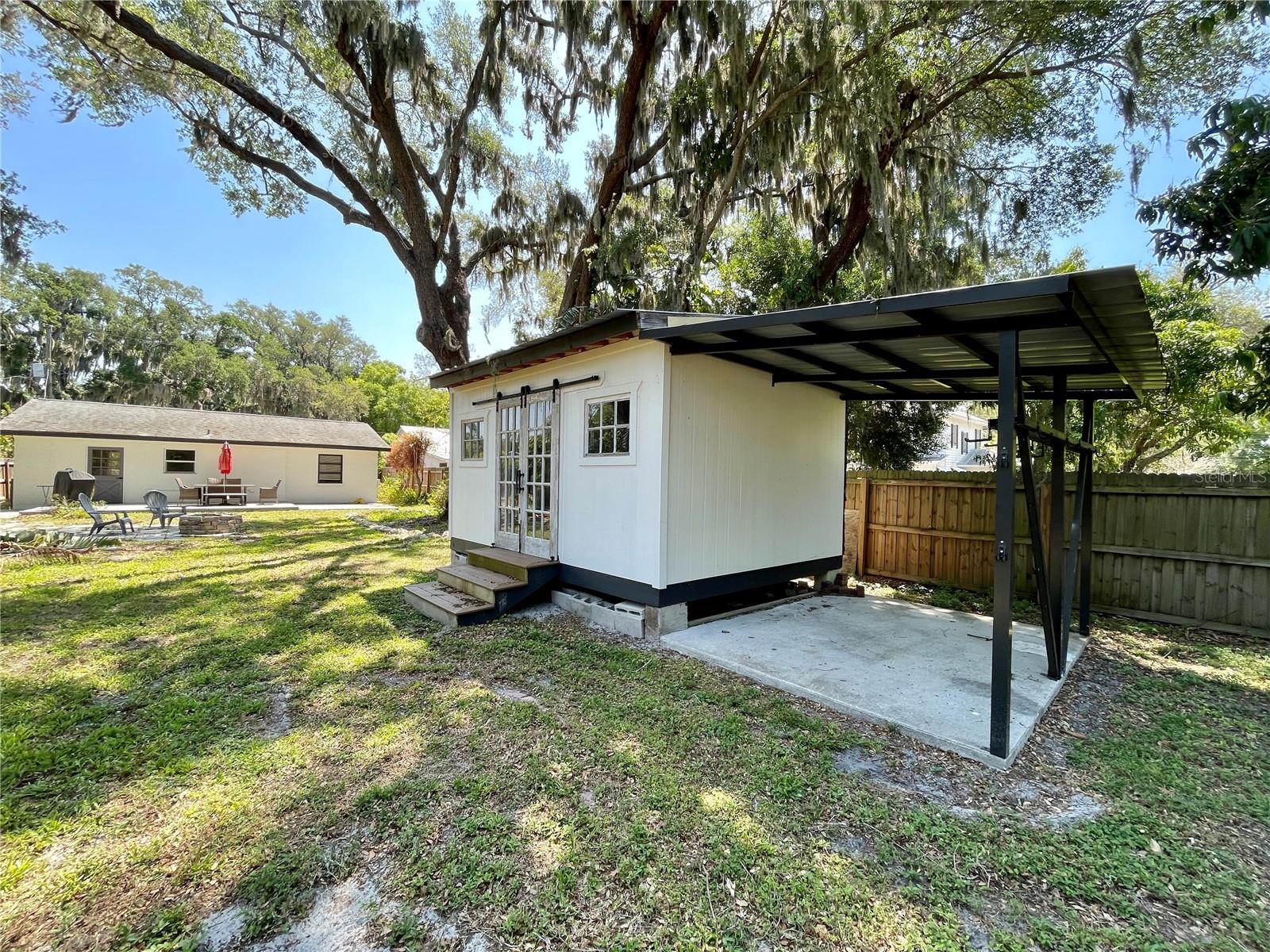 J T FLEMINGS - Residential Lease