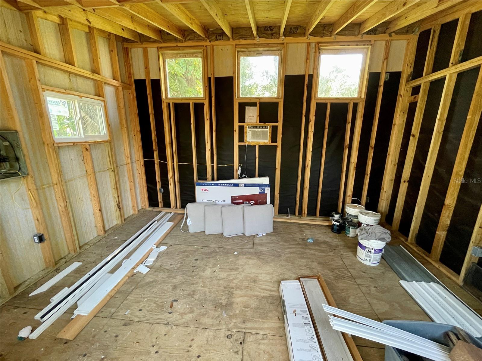 J T FLEMINGS - Residential Lease