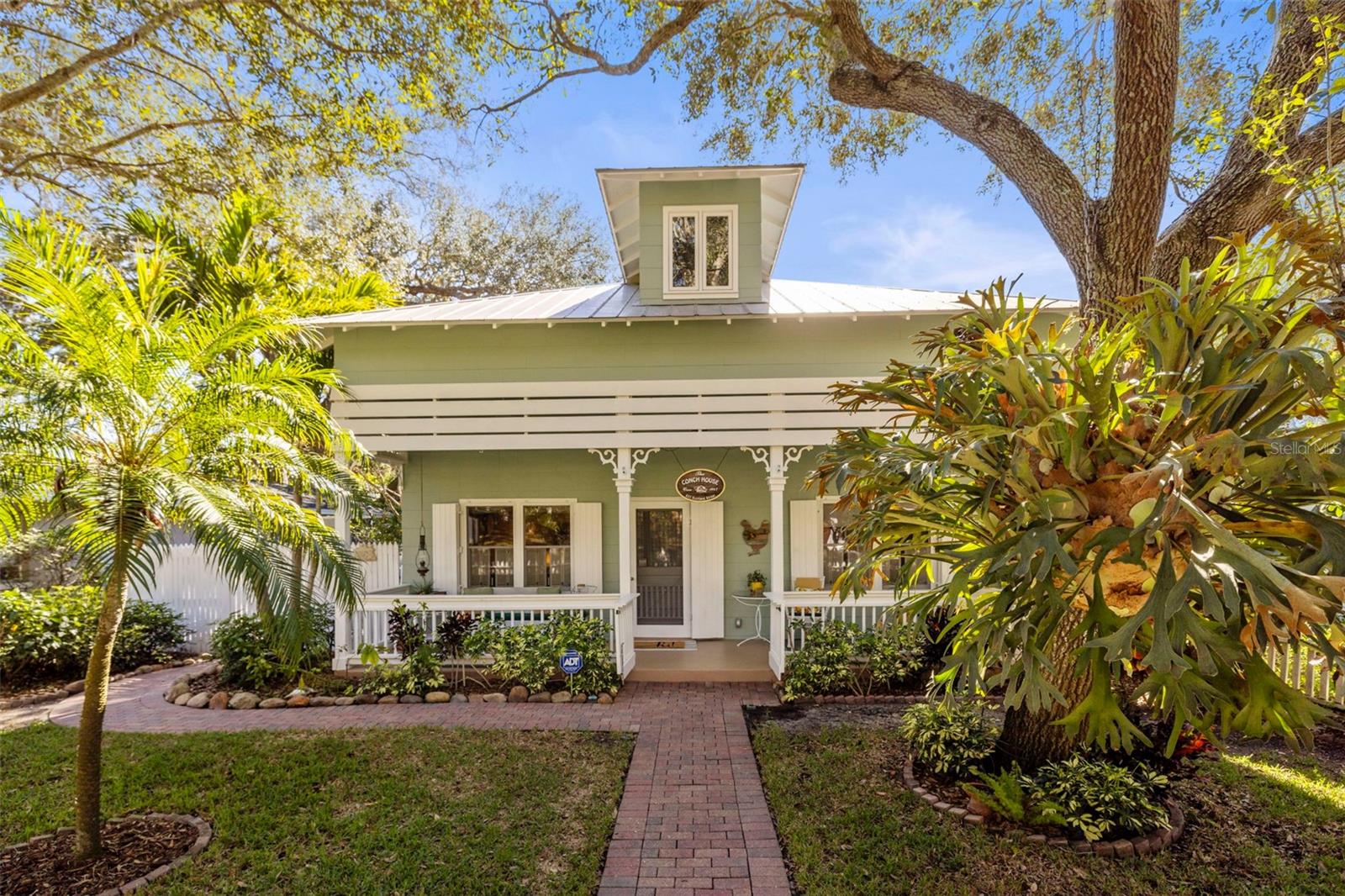 GROVE TERRACE - Residential