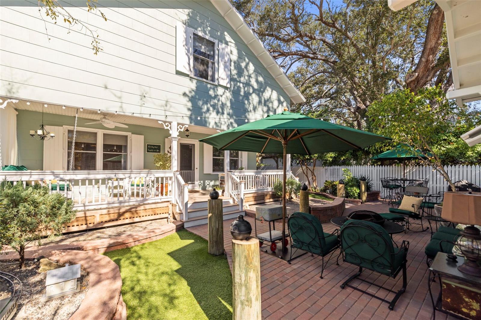 GROVE TERRACE - Residential