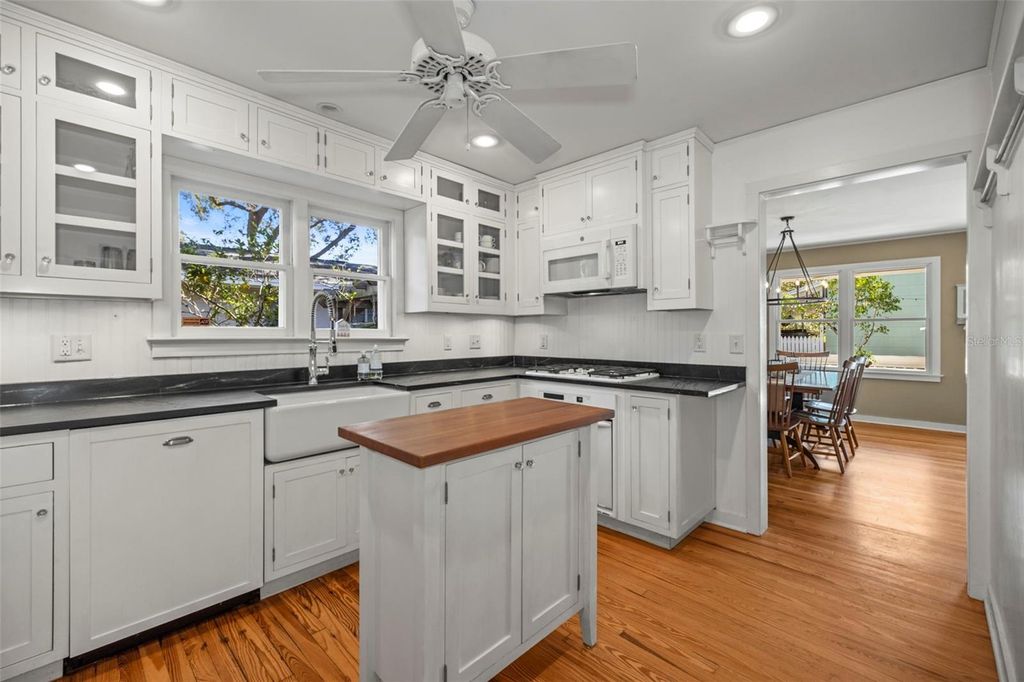 Photo of 637 Scotland Street, Dunedin, FL 34698 (MLS # TB8467478)