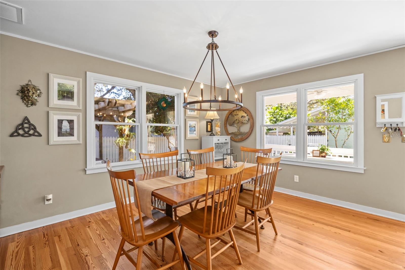 GROVE TERRACE - Residential